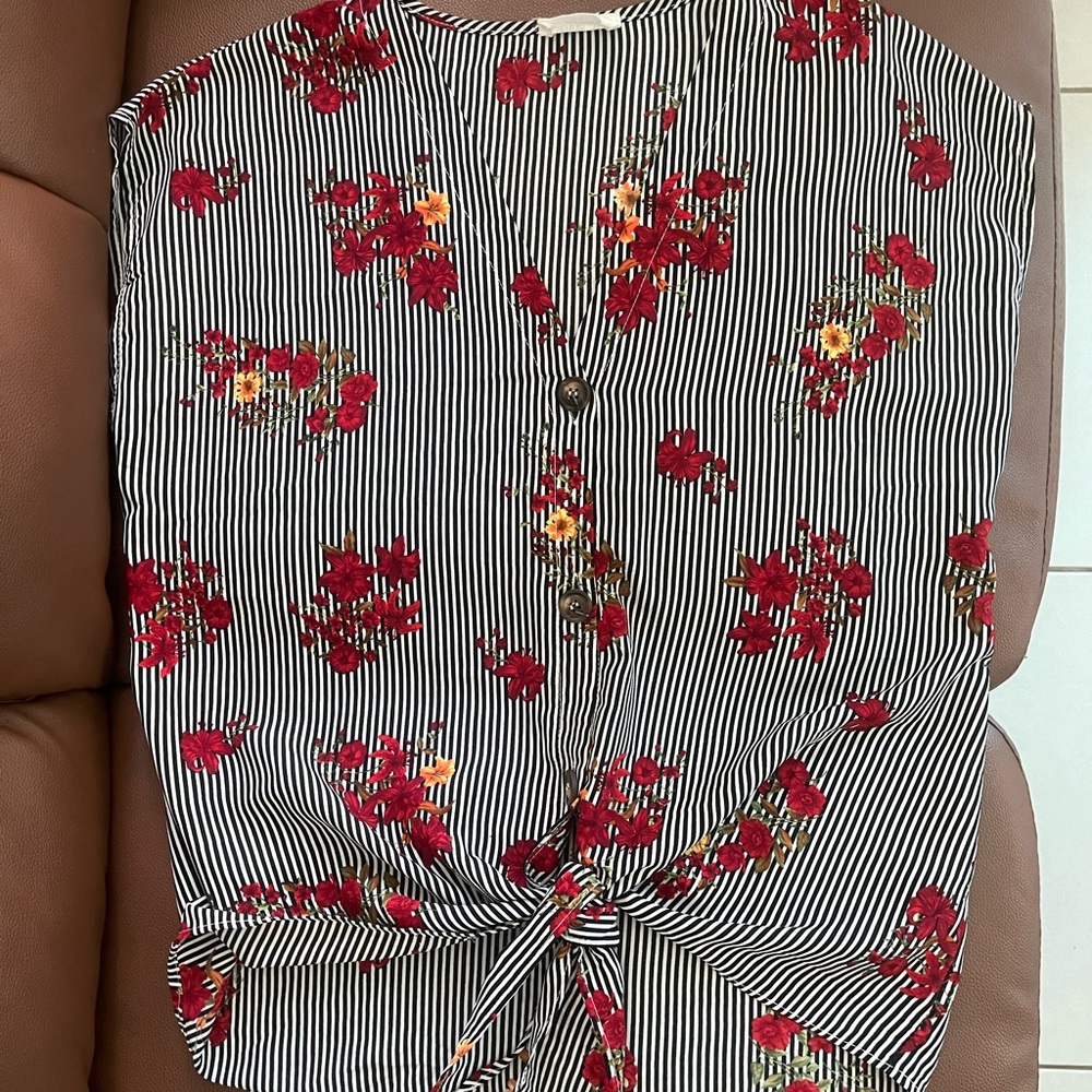 Cute top